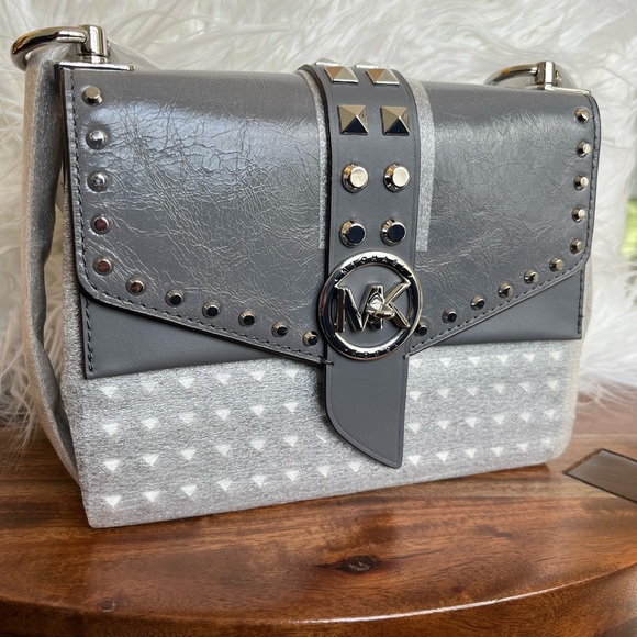 MICHAEL MICHAEL KORS
Greenwich Small Studded Metallic Logo Grey Crossbody Bag - Picture 4 of 16